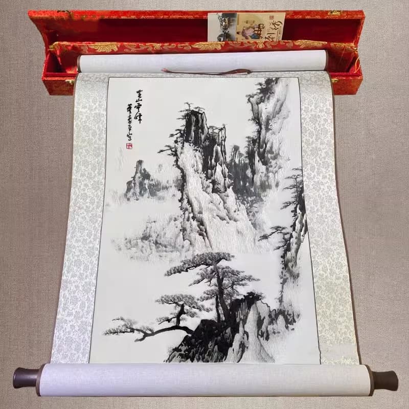 【Embroidery】Hand-embroidered scroll painting